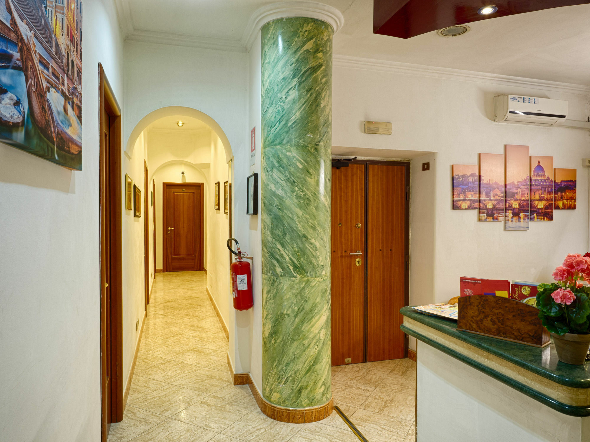 Sunny Guest House Rome Exterior photo