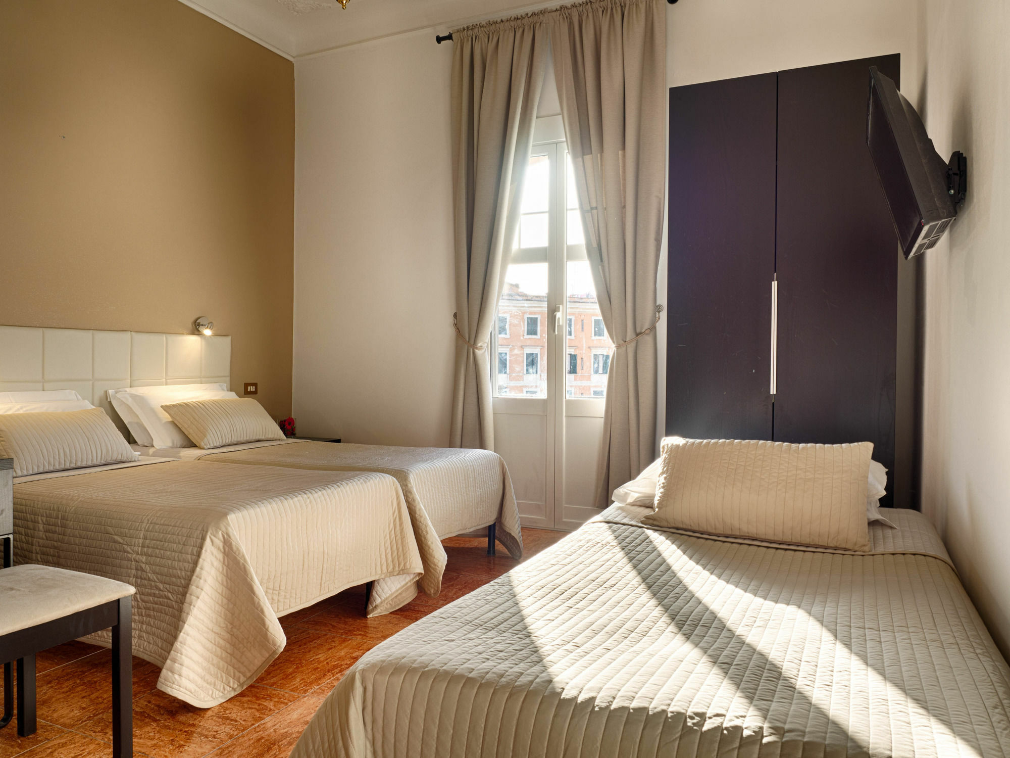 Sunny Guest House Rome Exterior photo